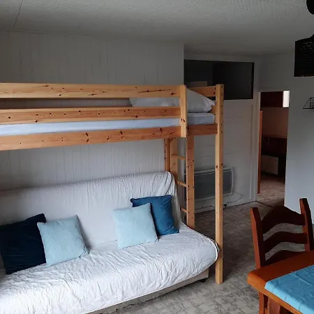 Location 100 M De La Apartment *